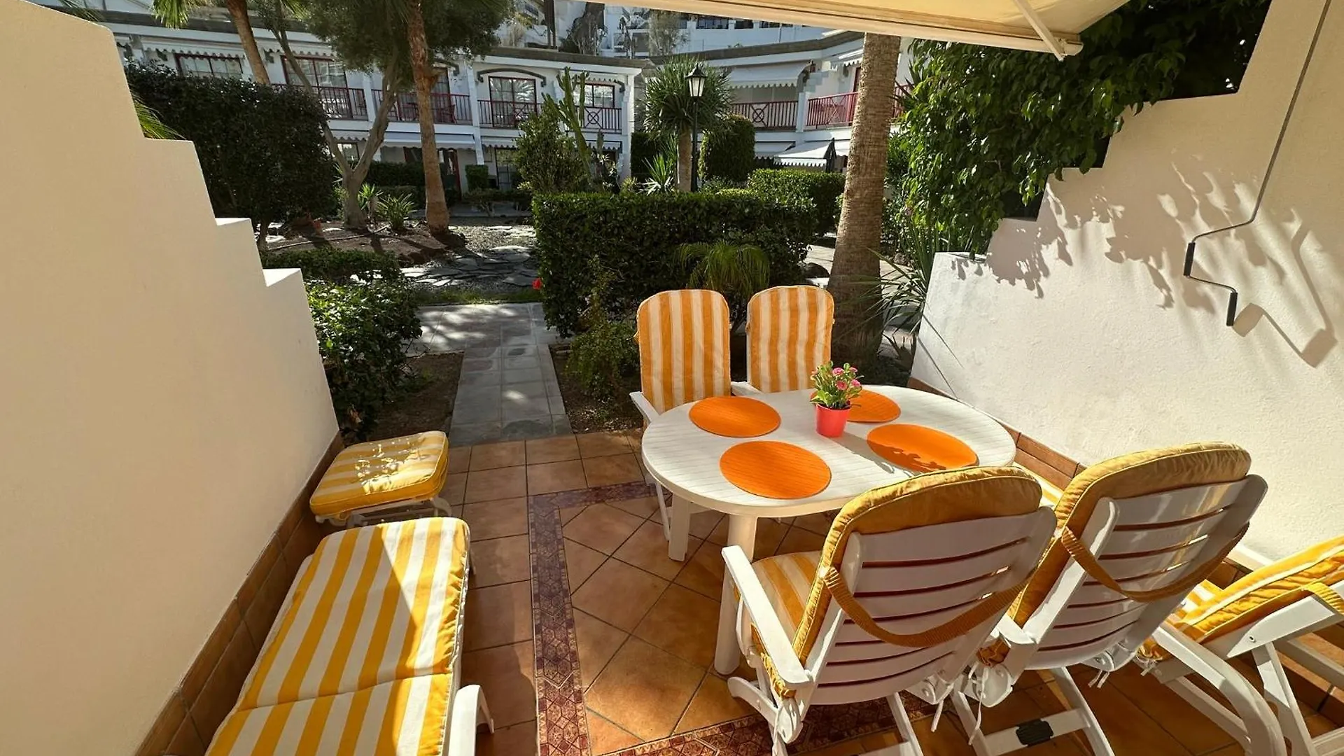 דירה Playa Del Cura - Beachside Retreat ספרד